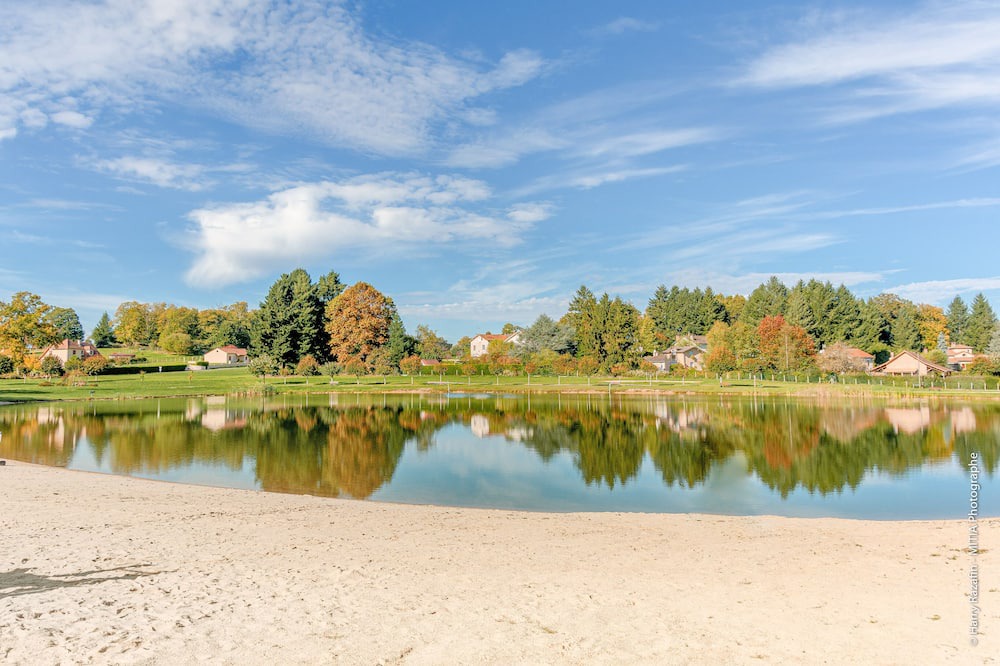 Photo of Others in Cognac-la-Foret