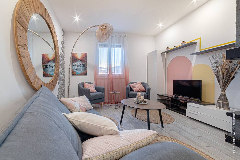 Photo of Livingroom in Cognac-la-Foret