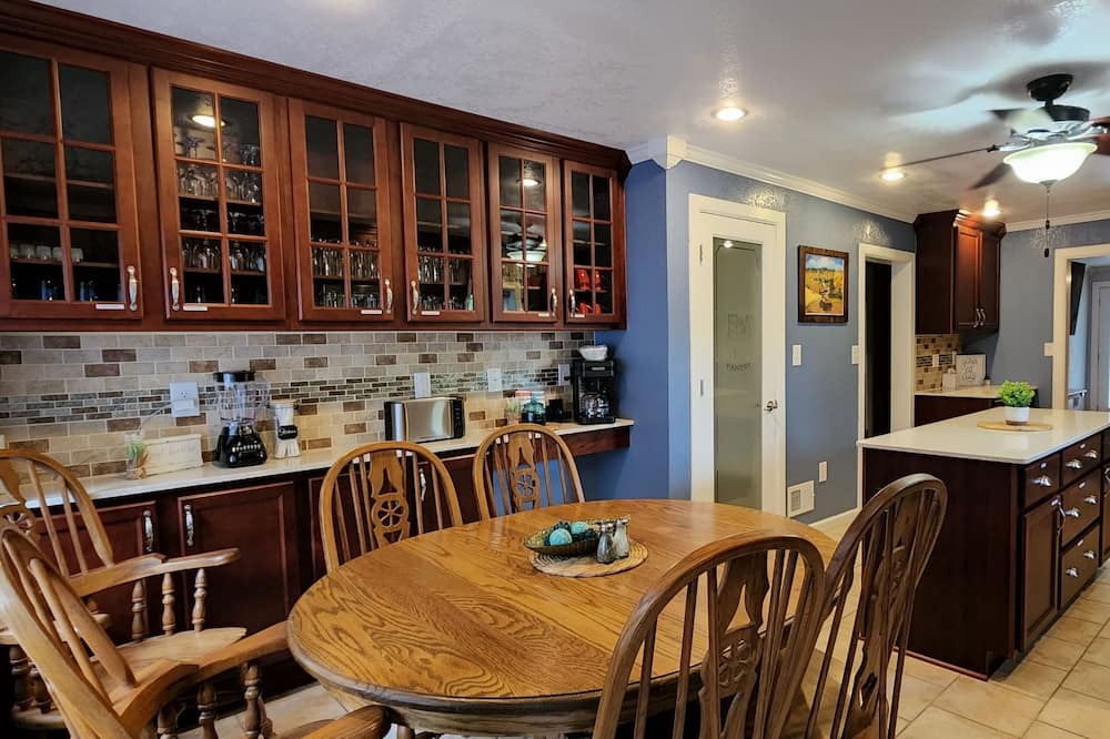 Photo of Kitchen in Ste Genevieve