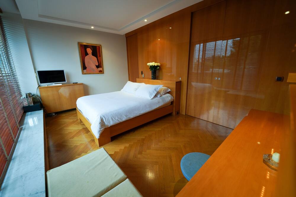 Photo of Bedroom in Parchamp–Albert Kahn
