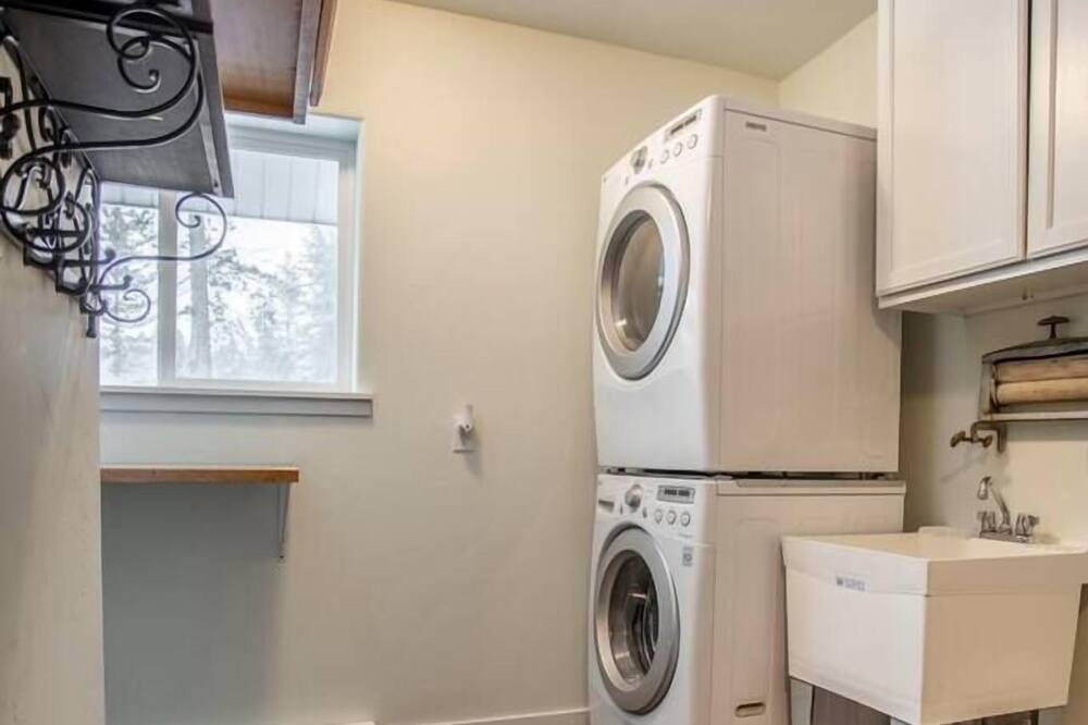 Photo of Bedroom in Kalispell