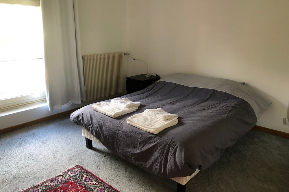 Photo of Bedroom in Cachan