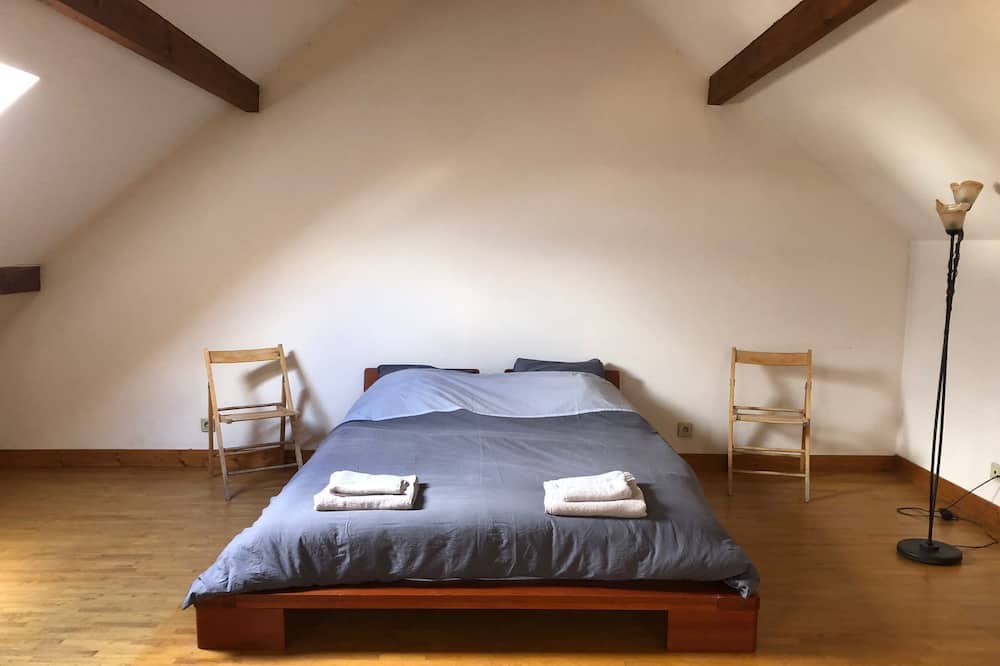 Photo of Bedroom in Cachan