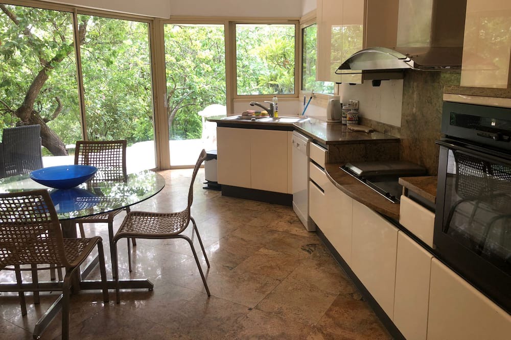 Photo of Kitchen in Cachan