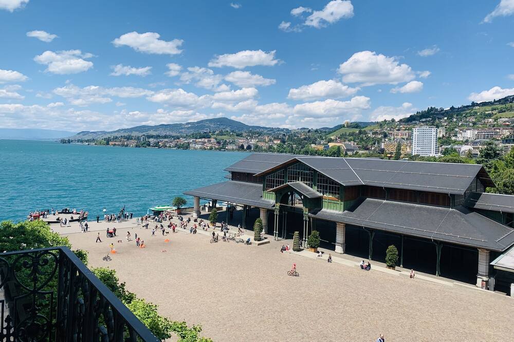 Photo of Others in Montreux