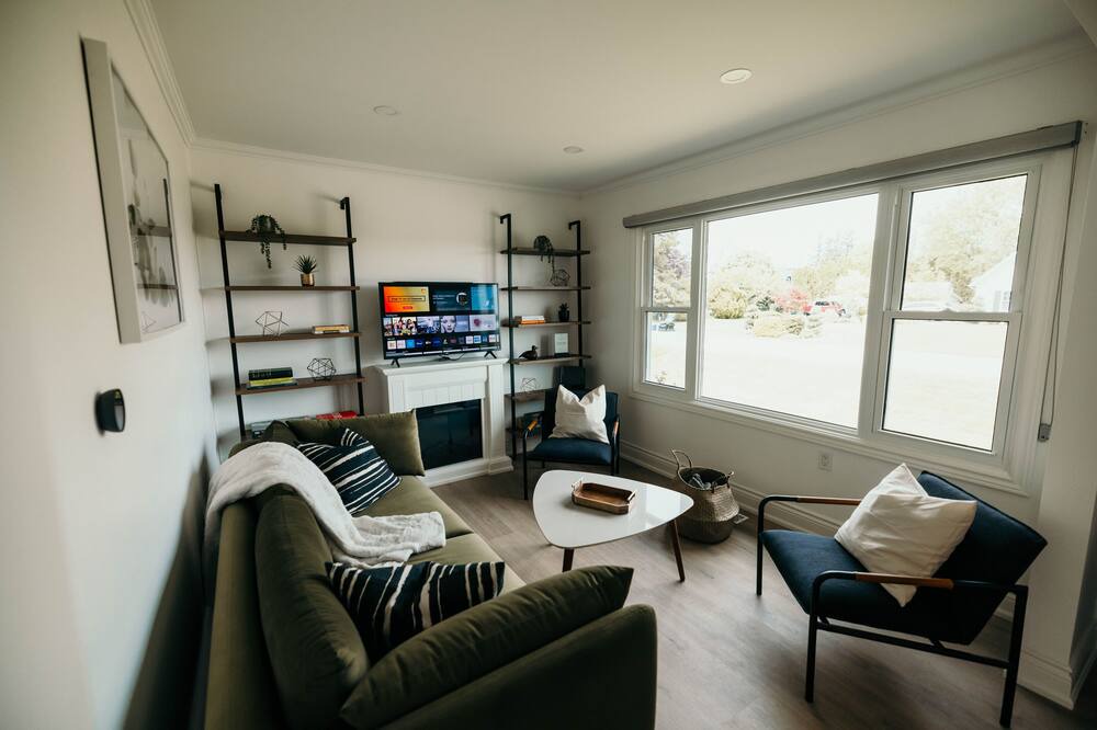 Photo of Livingroom in Virgil