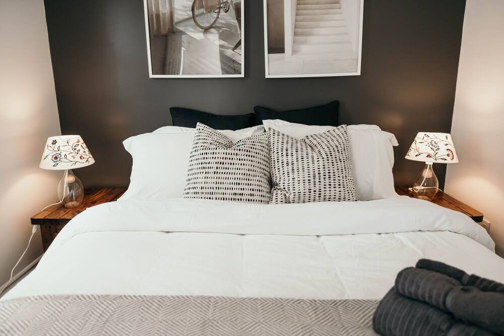 Photo of Bedroom in Virgil
