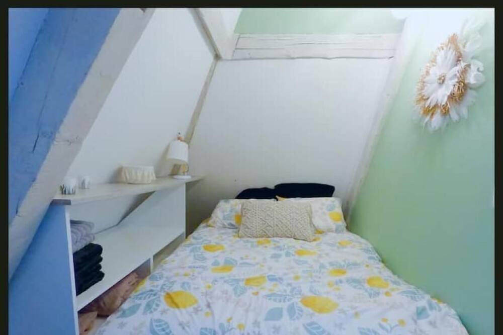 Photo of Bedroom in Saint-Quentin