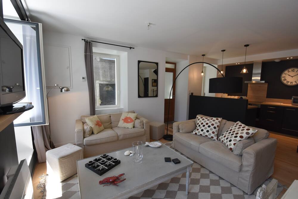 Photo of Livingroom in Saint-Urcize