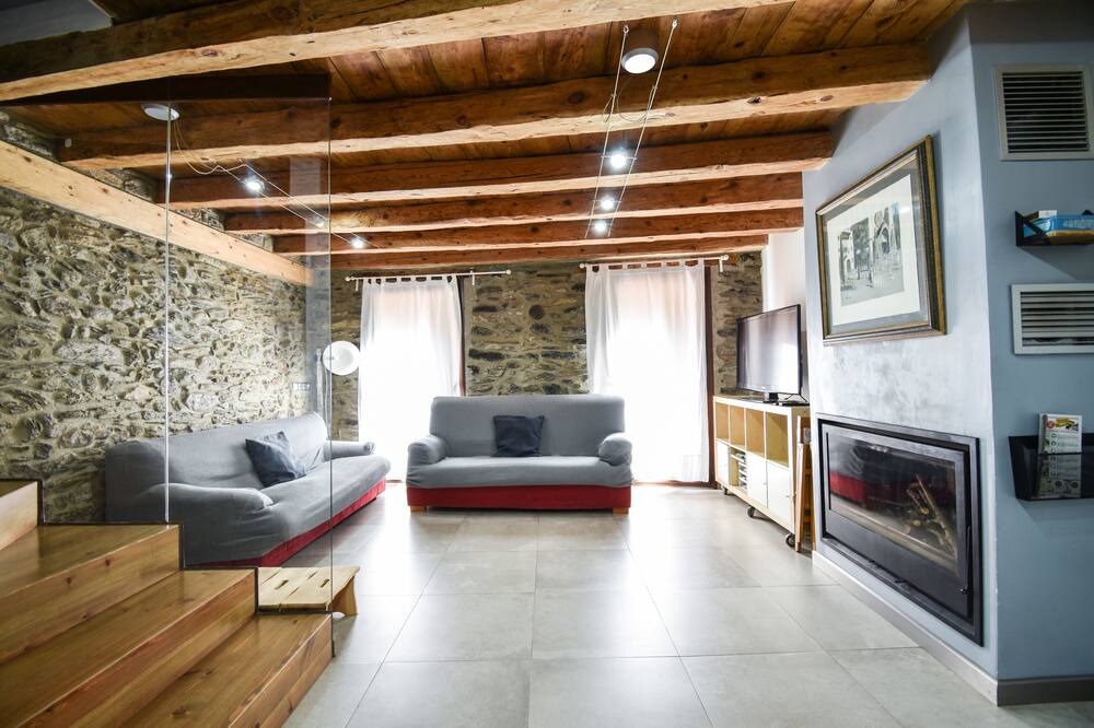Photo of Livingroom in Escalo