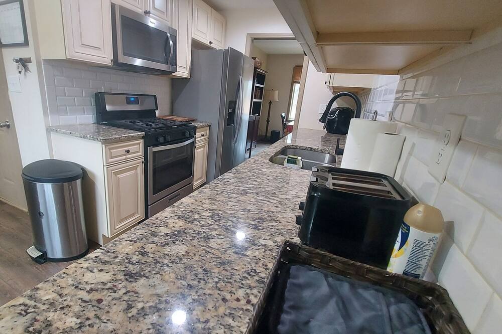 Photo of Kitchen in Lilburn