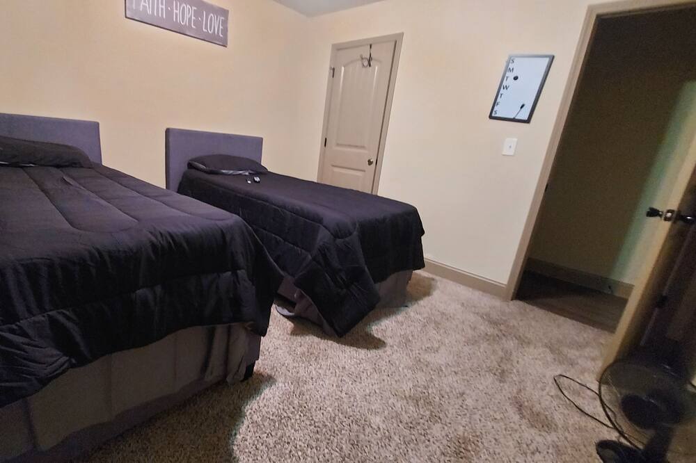 Photo of Bedroom in Lilburn