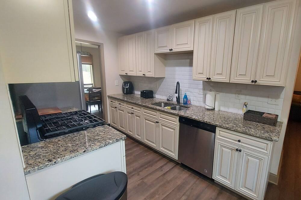 Photo of Kitchen in Lilburn