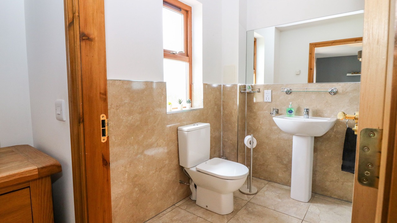 Photo of Others in Ellon