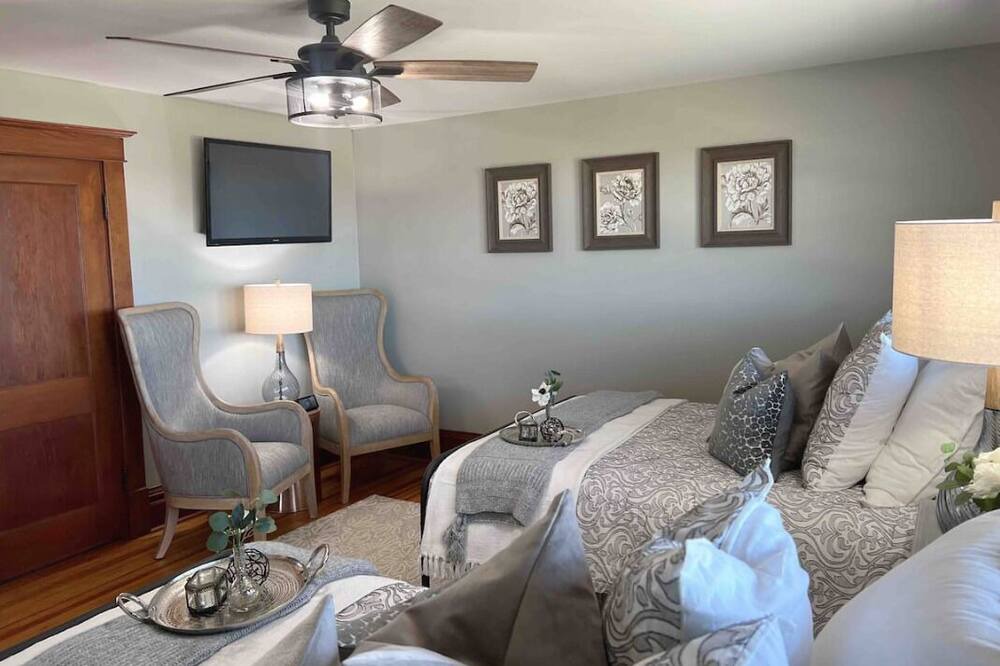 Photo of Bedroom in Marion