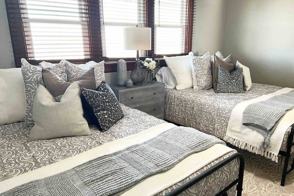 Photo of Bedroom in Marion
