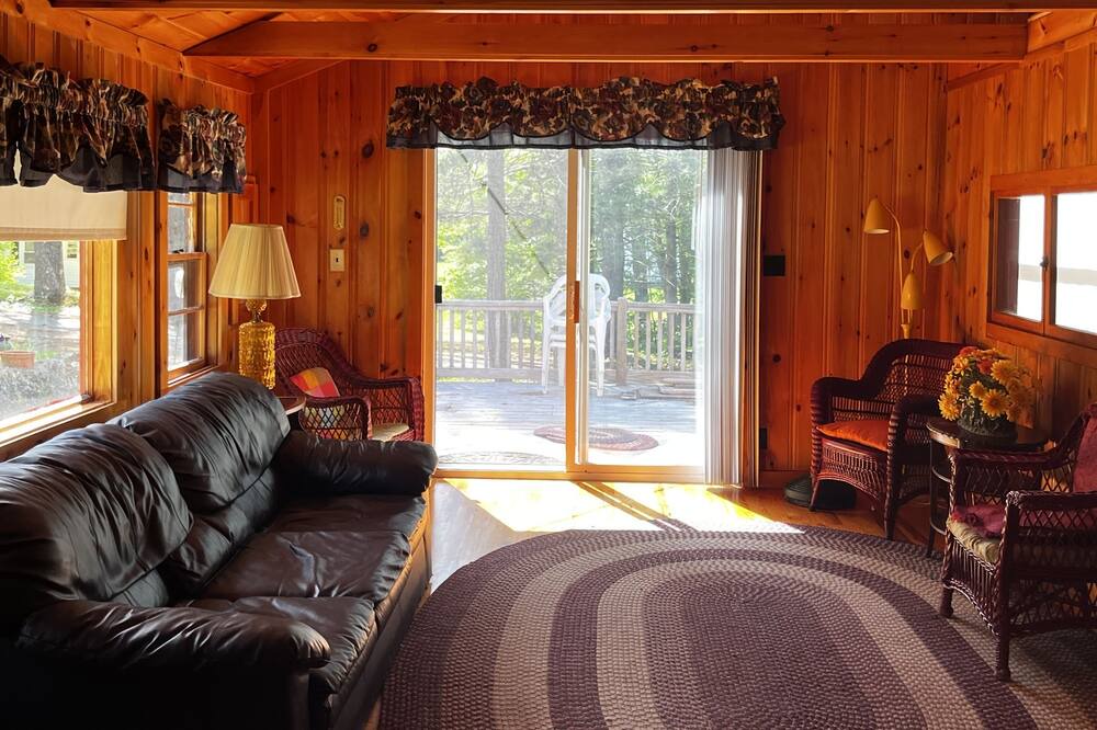 Photo of Livingroom in Sanbornville