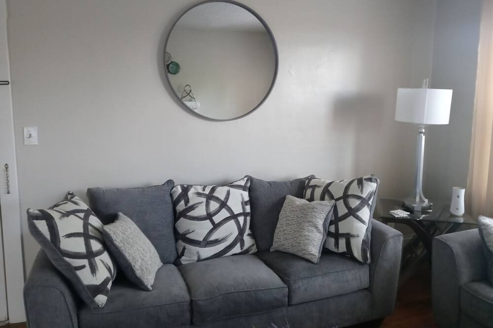 Photo of Bedroom in Cherry Street