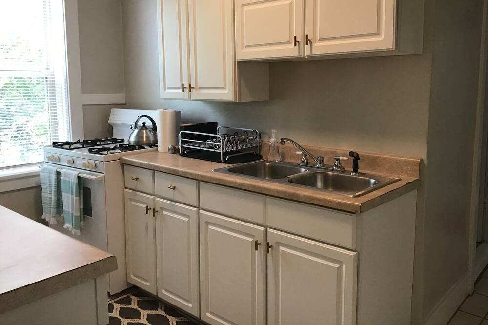 Photo of Kitchen in Cherry Street