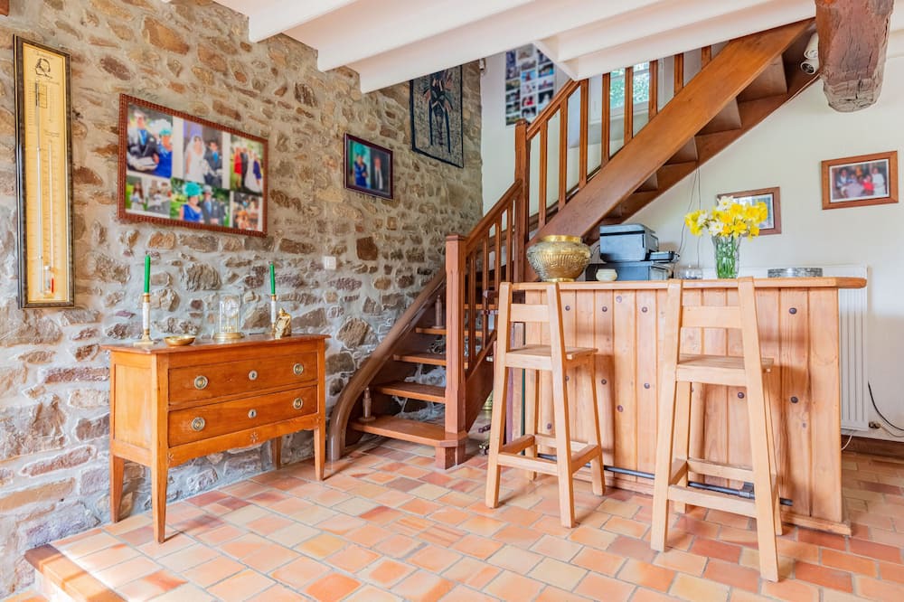 Photo of Others in Cerences