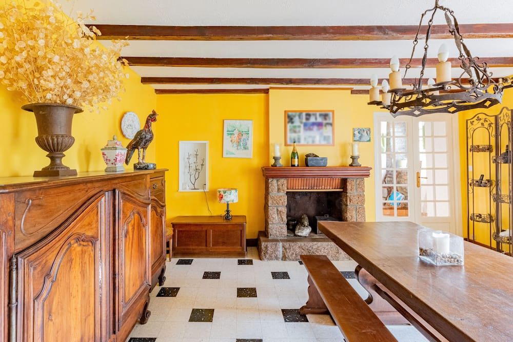 Photo of Others in Cerences