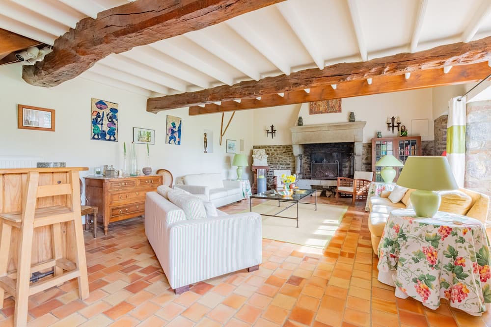 Photo of Others in Cerences