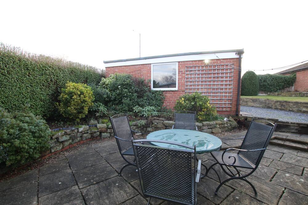 Photo of Patio Balcony in Notton