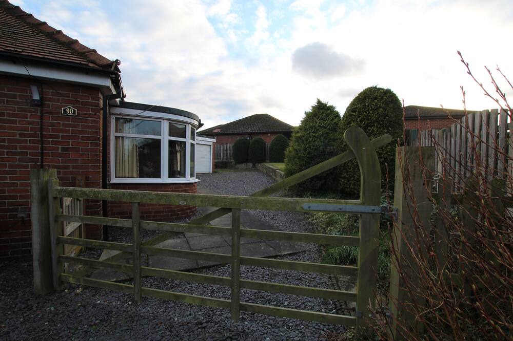 Photo of Others in Notton