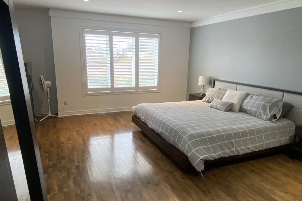 Photo of Bedroom in Blainville