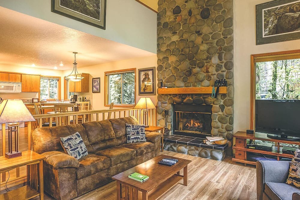 Photo of Livingroom in Brightwood