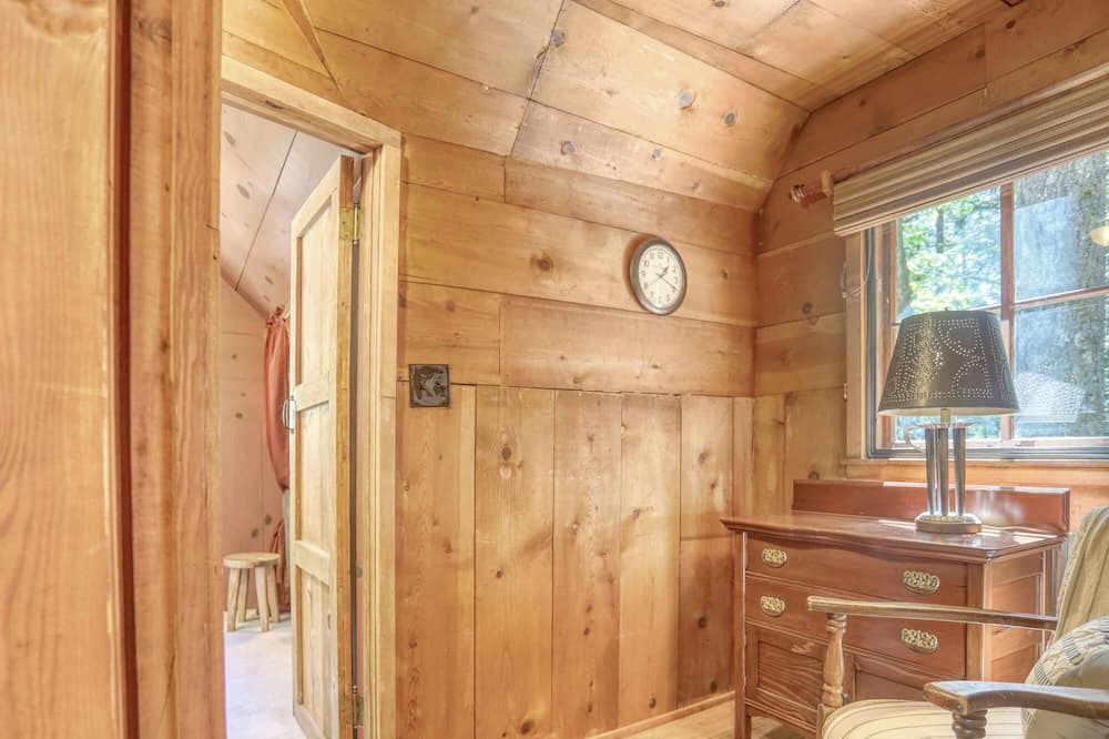 Photo of Bedroom in Mount Hood Village