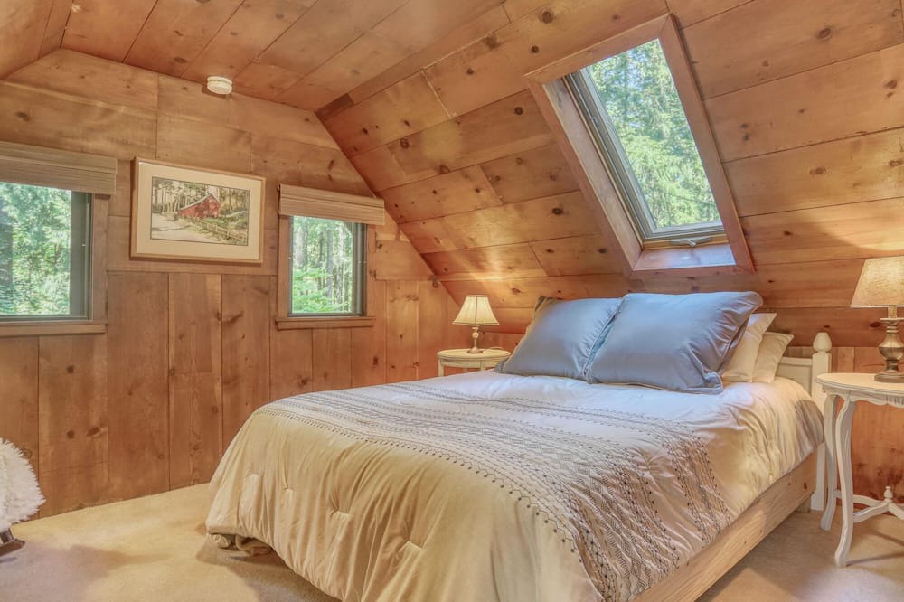 Photo of Bedroom in Mount Hood Village
