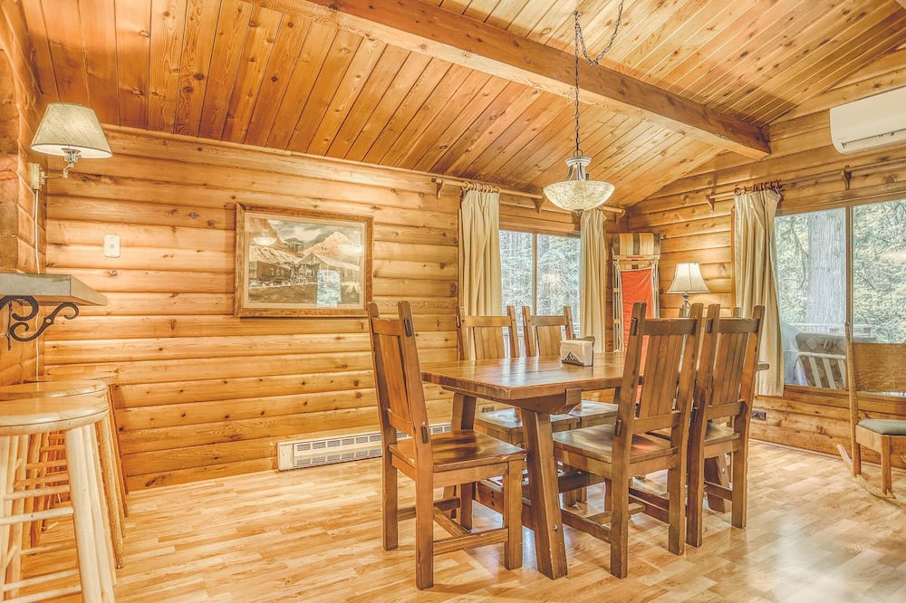 Photo of Kitchen in Rhododendron