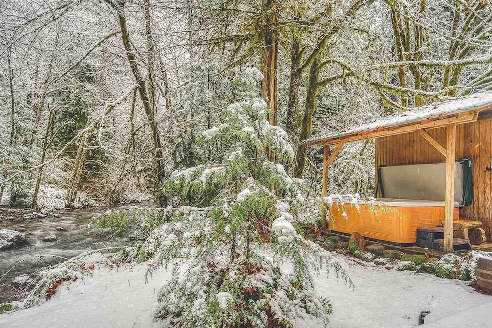 Photo of Outdoor in Rhododendron