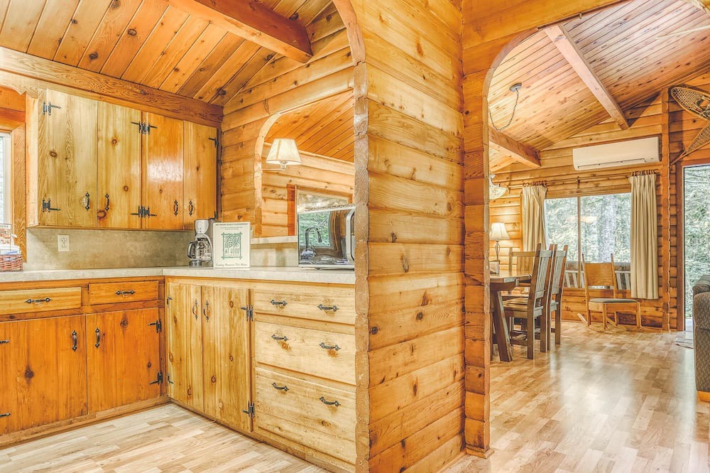 Photo of Kitchen in Rhododendron