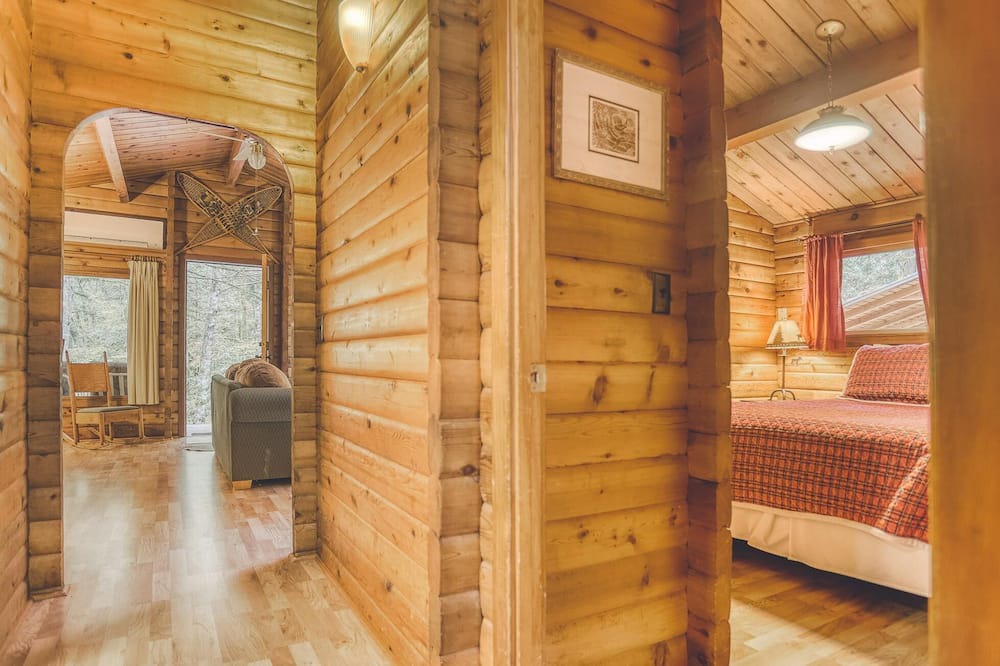 Photo of Bedroom in Rhododendron