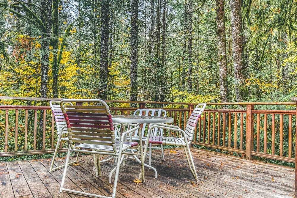 Photo of Patio Balcony in Rhododendron