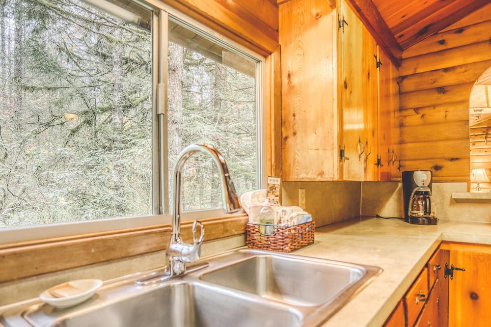 Photo of Kitchen in Rhododendron