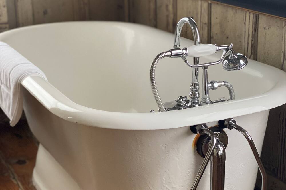 Photo of Bathroom in Round Top