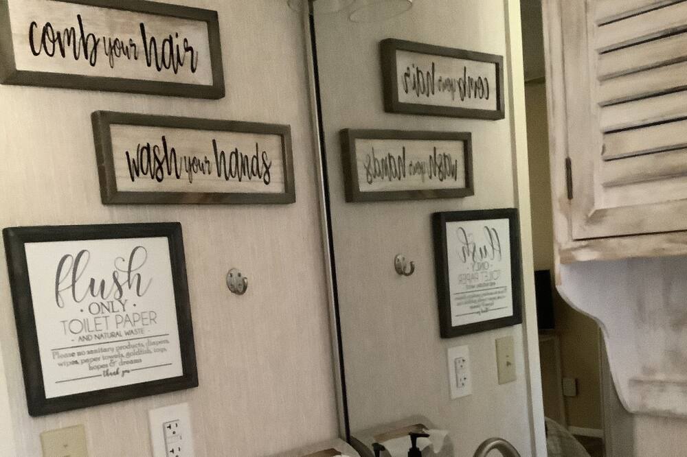 Photo of Bedroom in Oakhurst