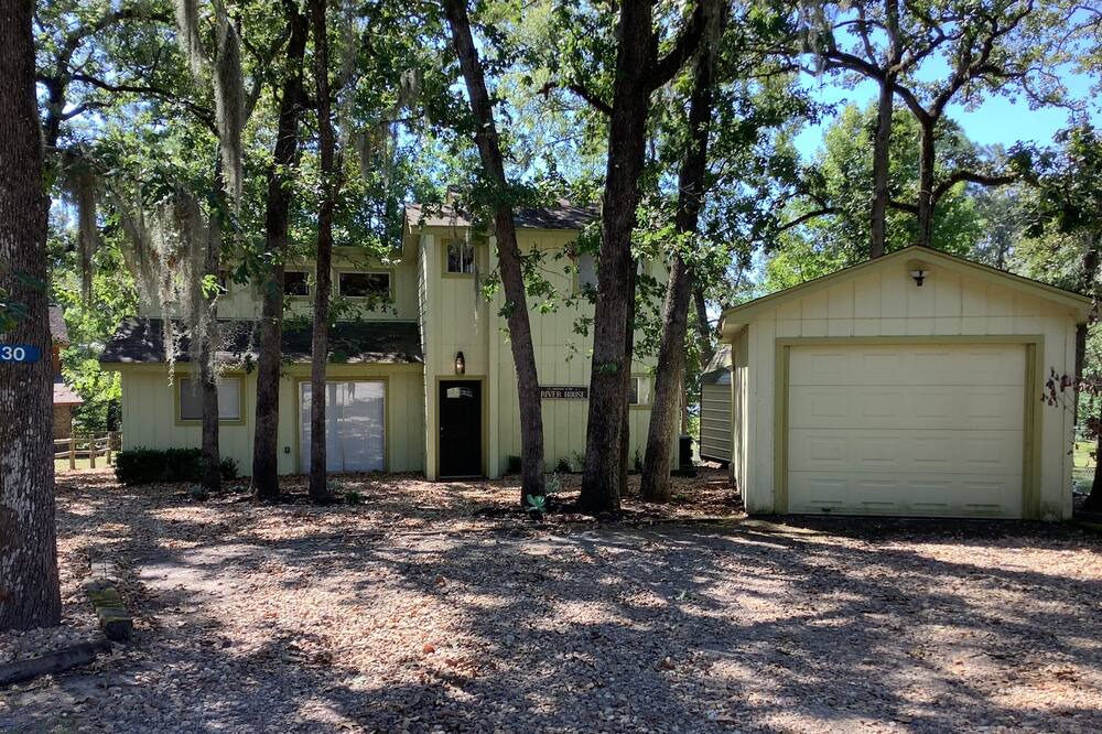 Photo of Outdoor in Oakhurst