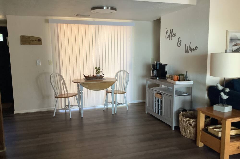 Photo of Livingroom in Oakhurst