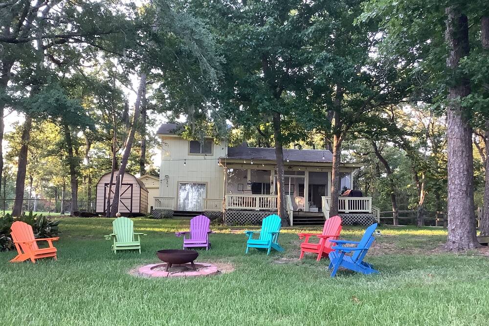 Photo of Outdoor in Oakhurst