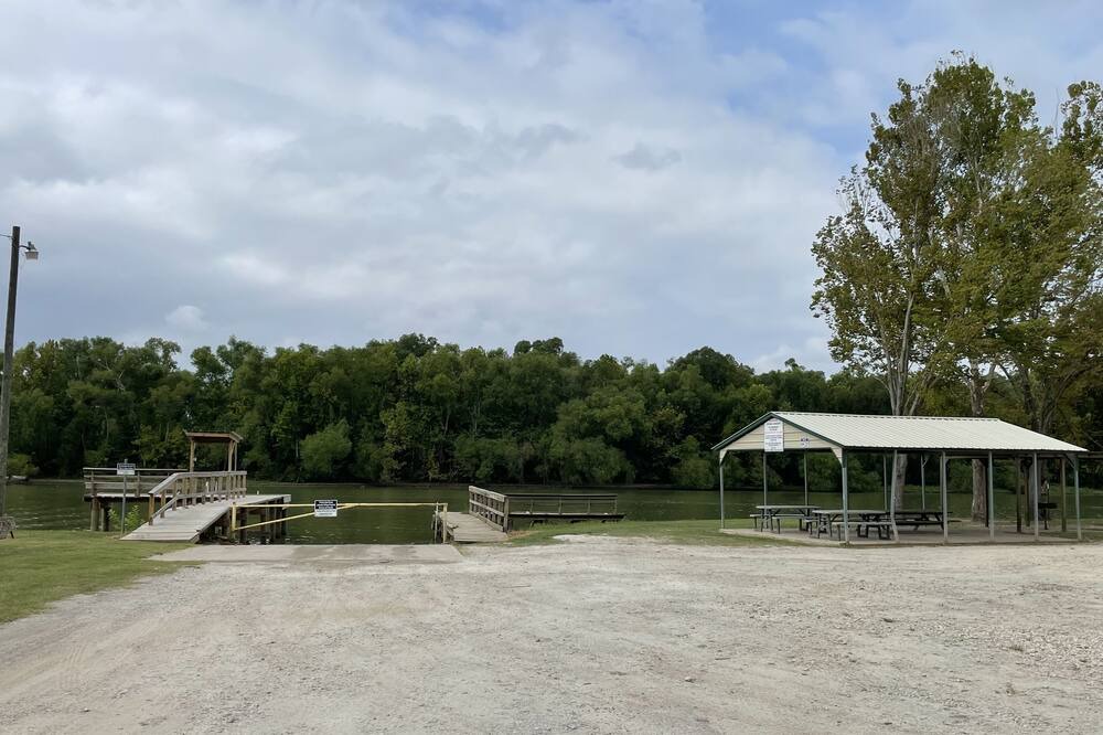 Photo of Others in Oakhurst