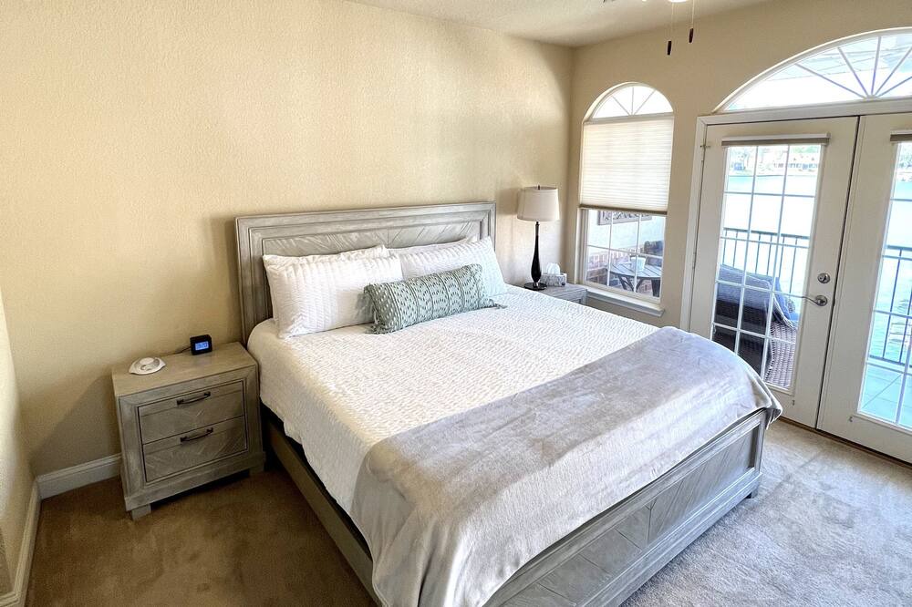 Photo of Bedroom in Lakeland