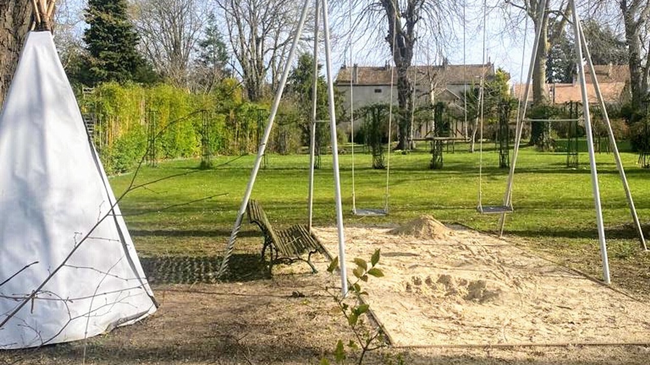 Photo of Outdoor in Cergy