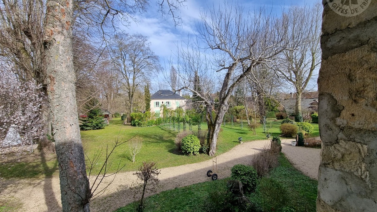 Photo of Outdoor in Cergy