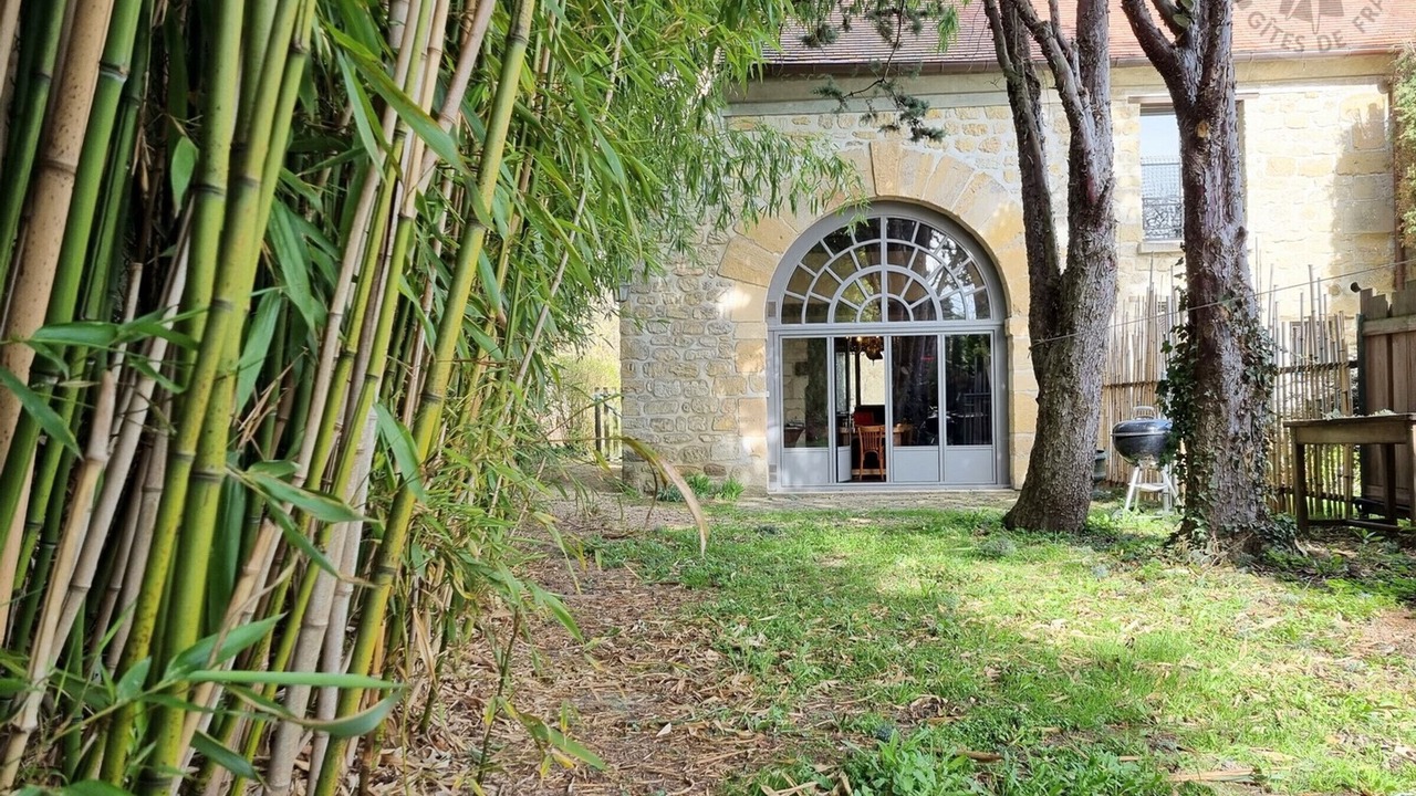 Photo of Outdoor in Cergy