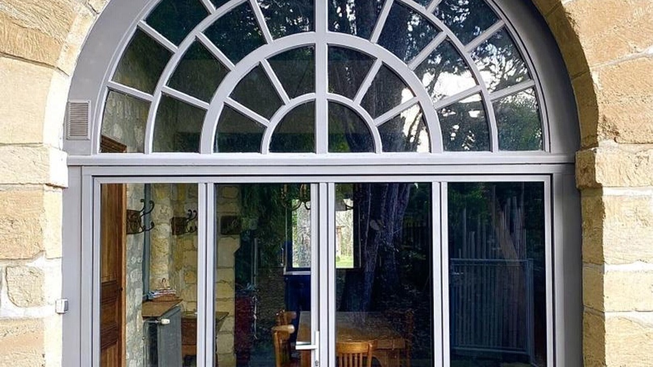 Photo of Outdoor in Cergy