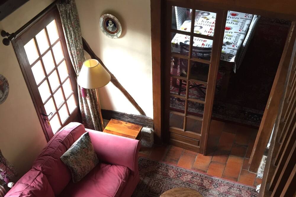 Photo of Livingroom in Beaufour-Druval